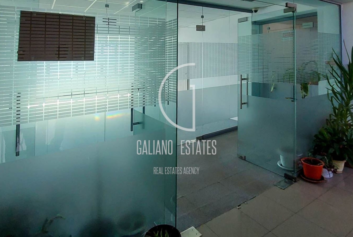 Многофункционално луксозно помещение на бул. Владимир Вазов - 0