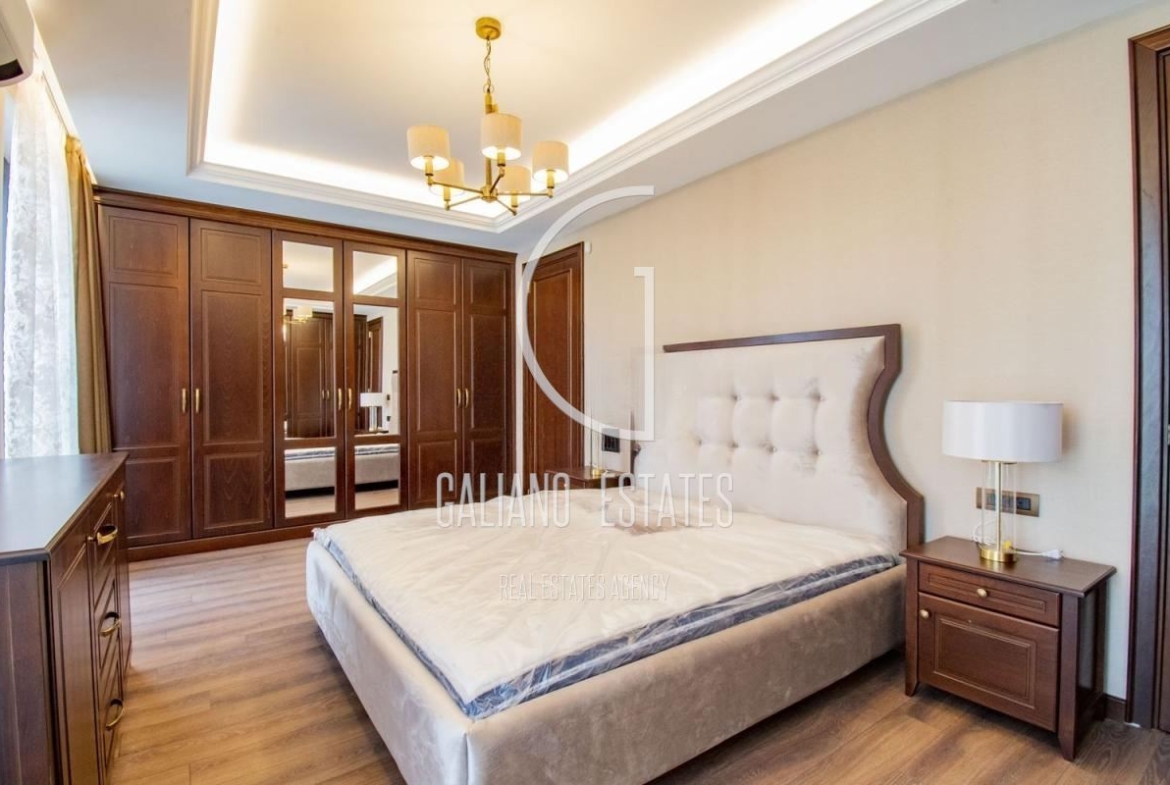 Елегантен апартамент в нова сграда - 0