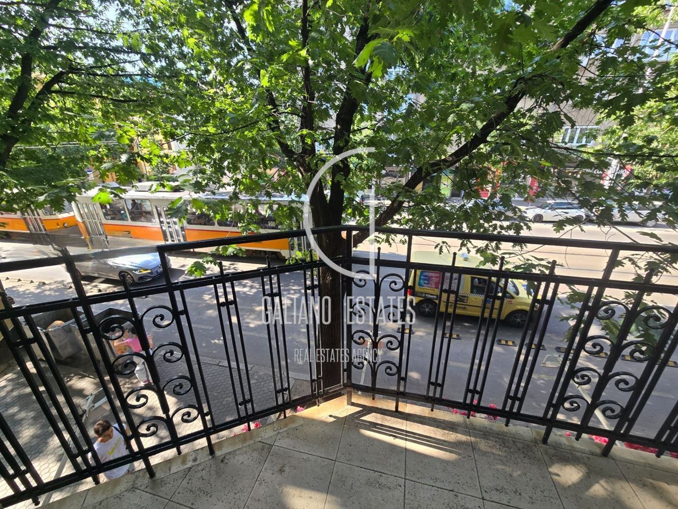 Офисно пространство в Център-0 Офисно пространство в Център - 0