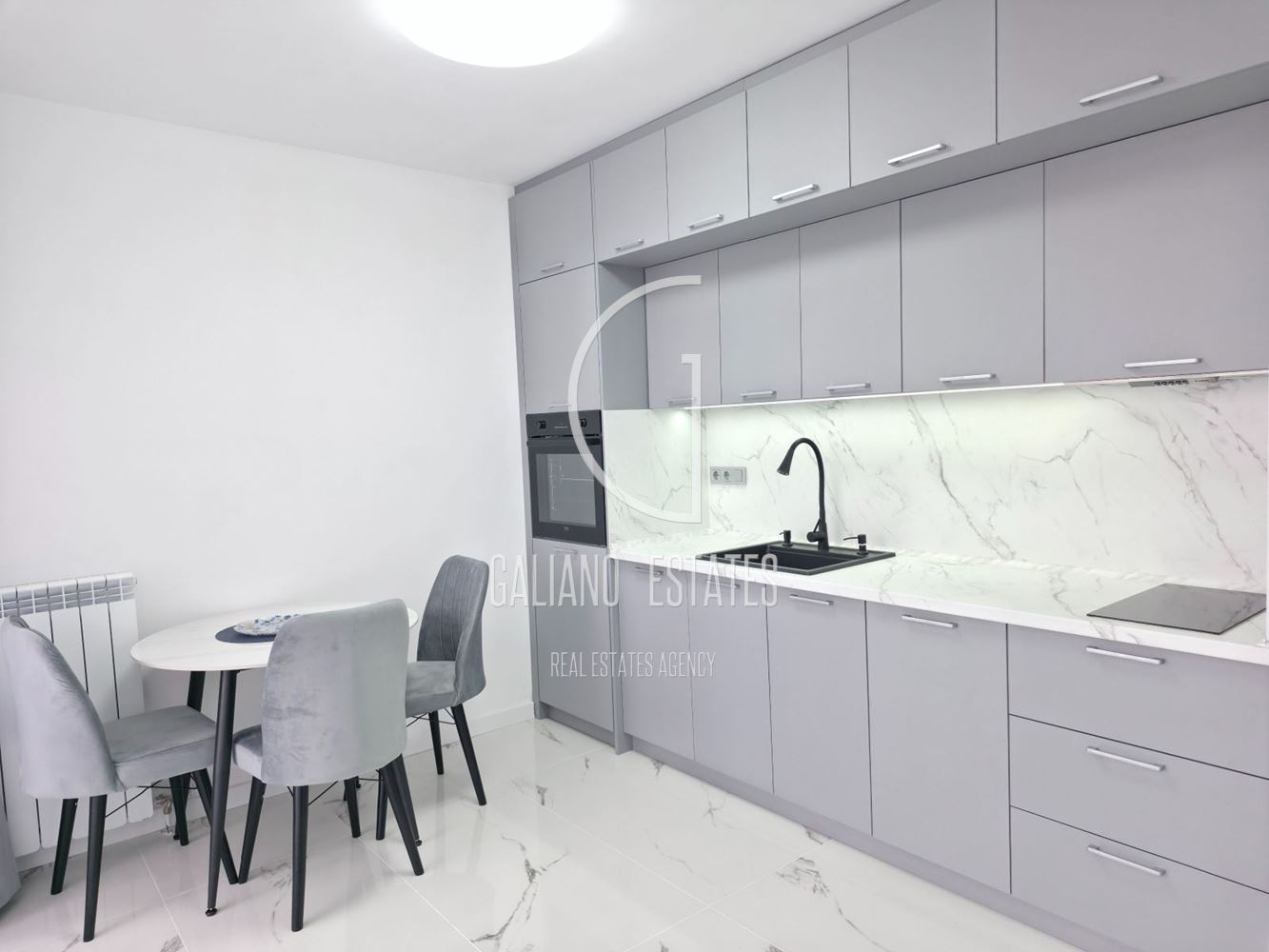 Spacious two-room apartment in Zone B-5-0 Просторен двустаен апартамент в Зона Б-5 - 0