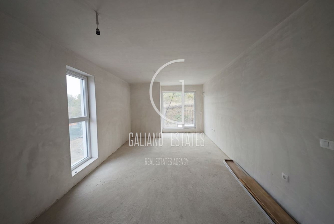 Двустаен апартамент в кв. Малинова Долина - 0