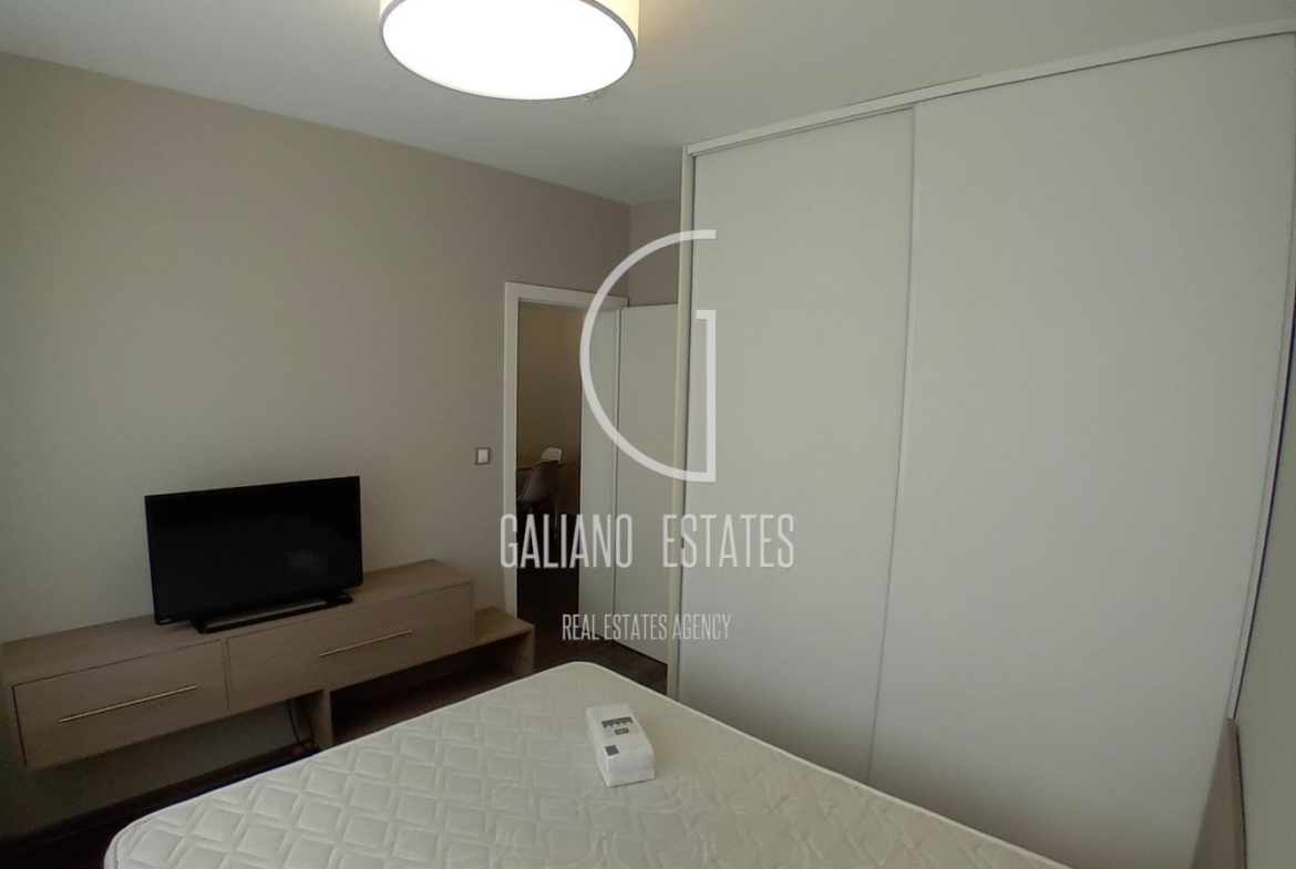 Уютен апартамент до УНСС - 0