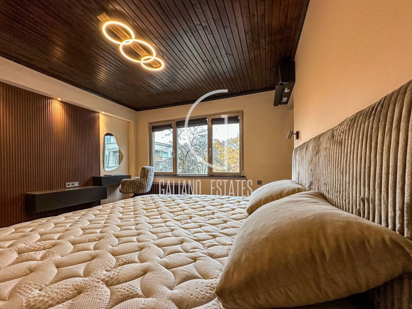 Четиристаен апартамент в кв. Изток-0 Четиристаен апартамент в кв. Изток - 0