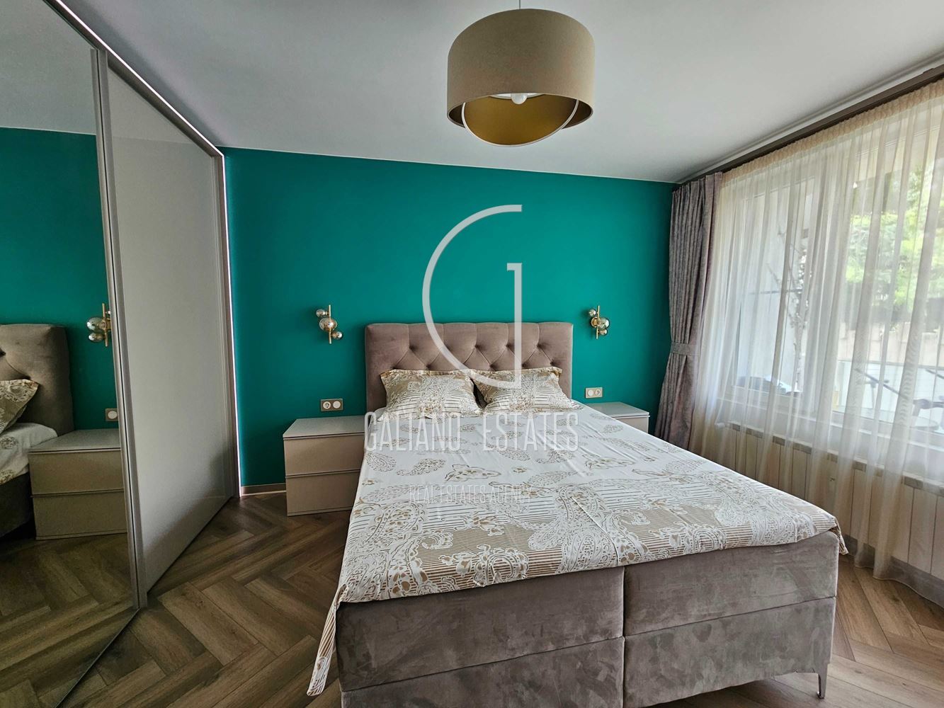 Уникален тристаен апартамент в кв. Изток - 0