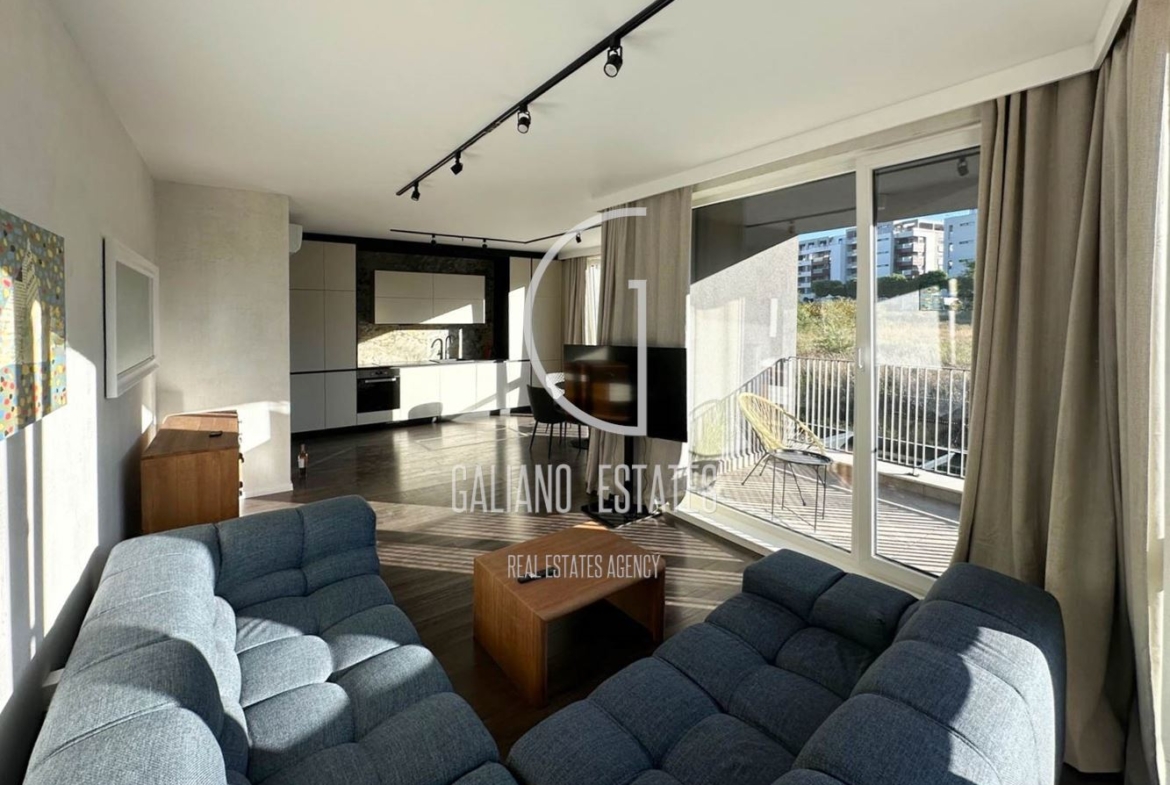 Луксозен тристаен апартамент в затворен комплекс във в.з. Малинова долина - 0