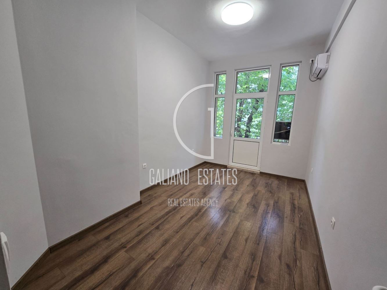 Офисно пространство в Център-0 Офисно пространство в Център - 0