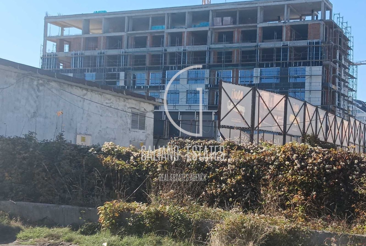 Тристаен апартамент в Люлин 6 - 0