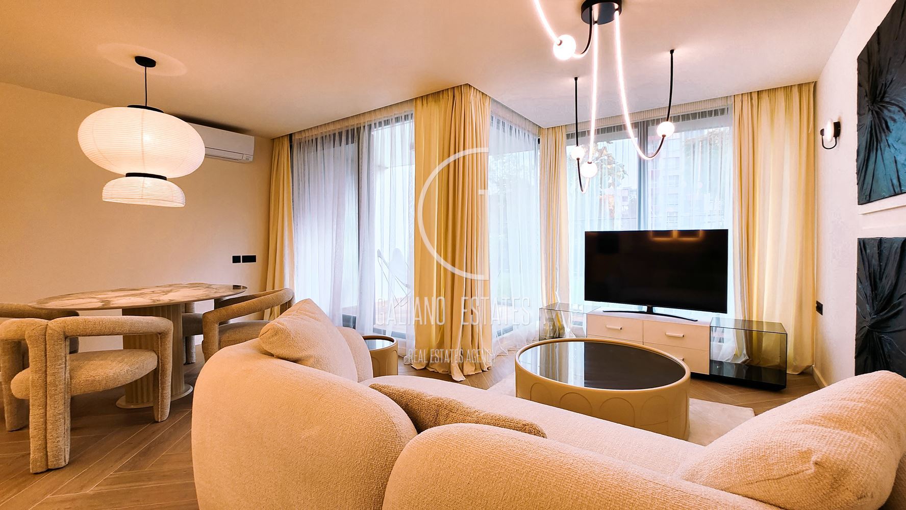 Уютен, модерен апартамент в луксозна сграда - 0