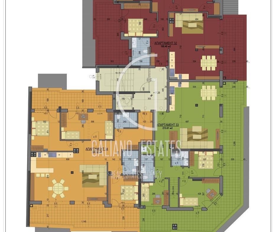 Просторен апартамент с три спални - 0