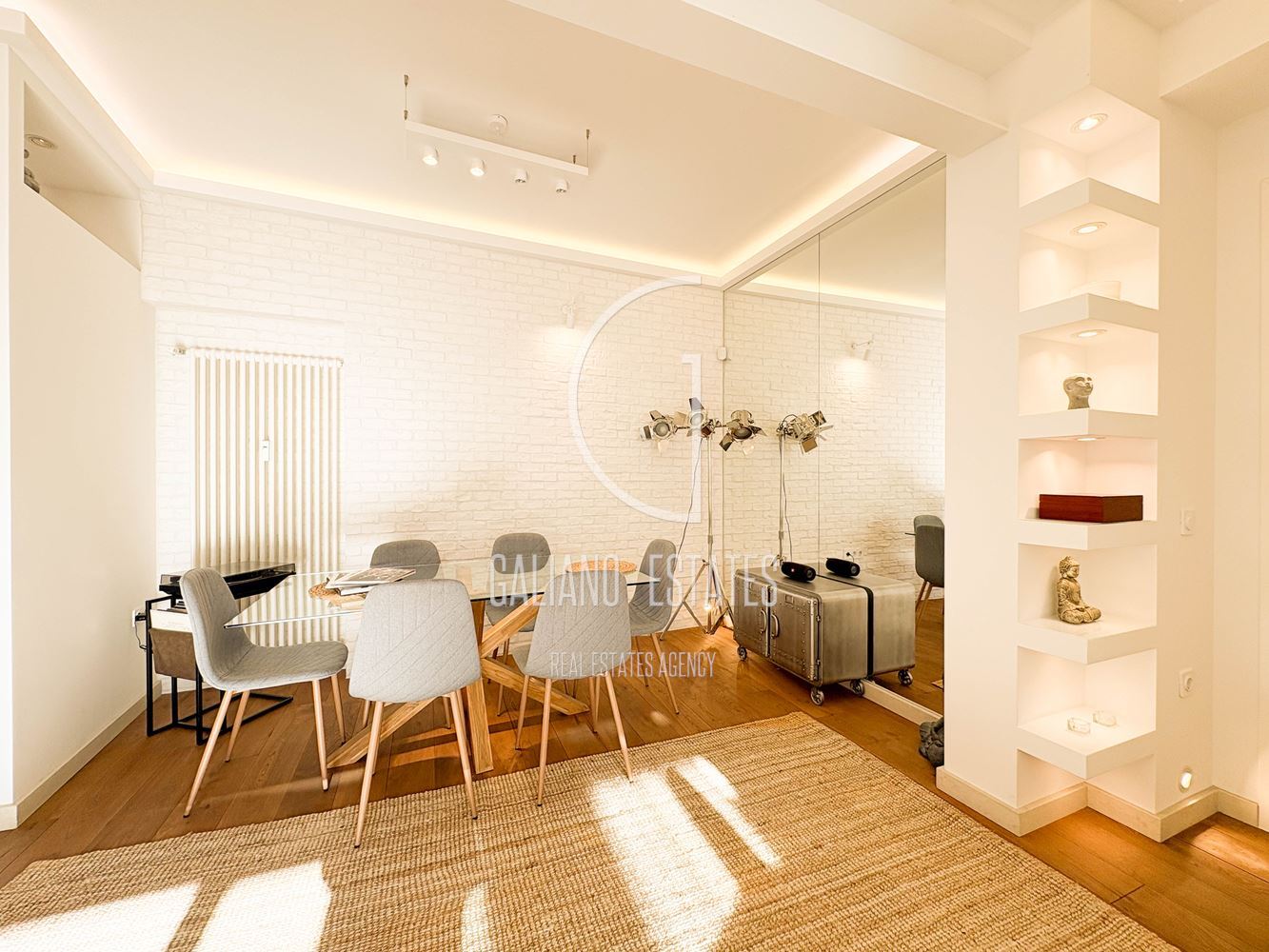 Стилен апартамент в сърцето на София - 0