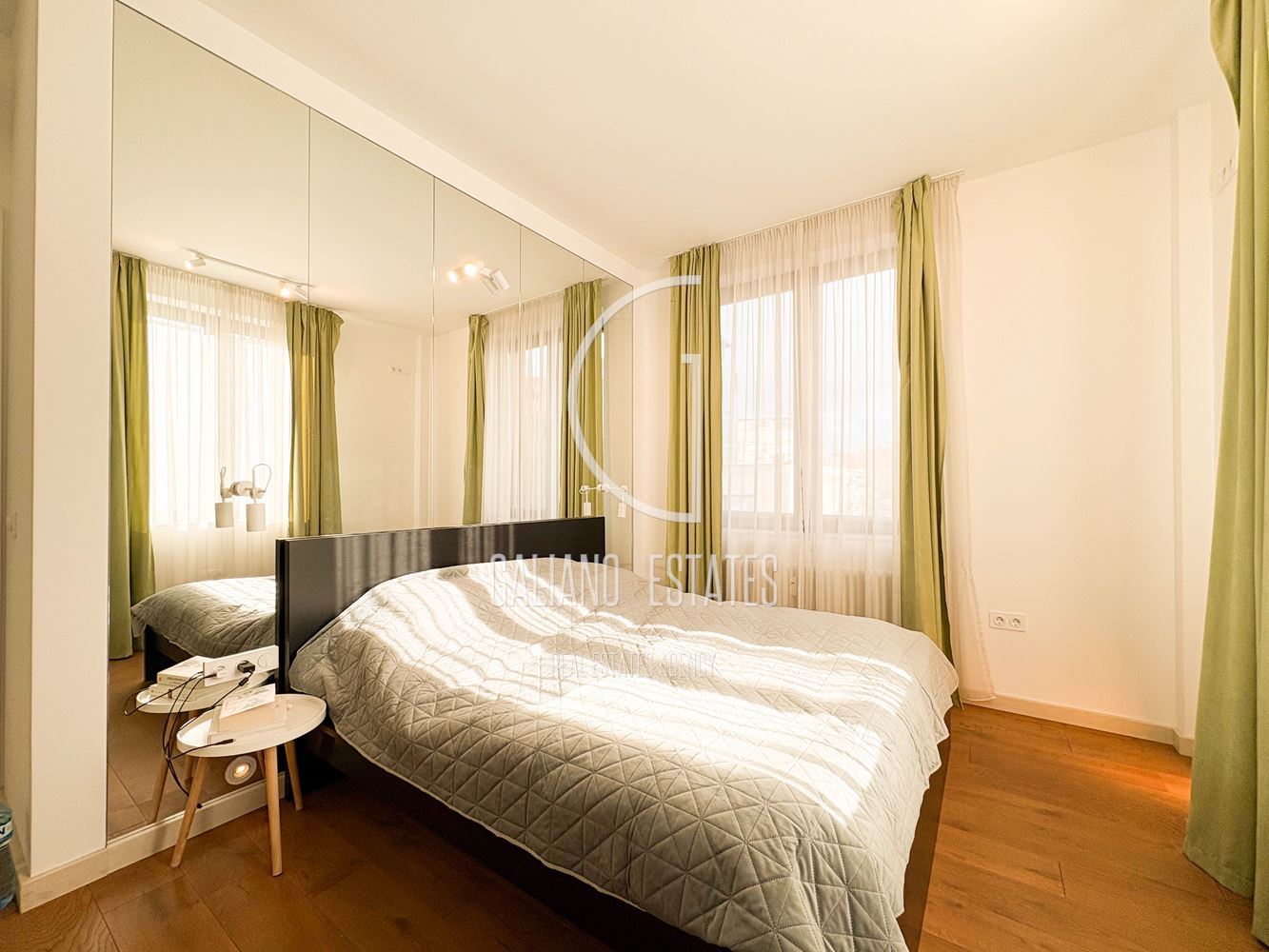 Стилен апартамент в сърцето на София - 0