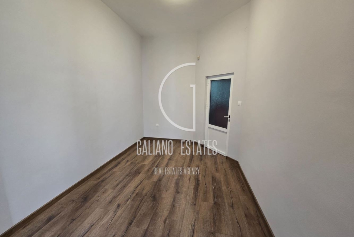 Офисно пространство в Център - 0