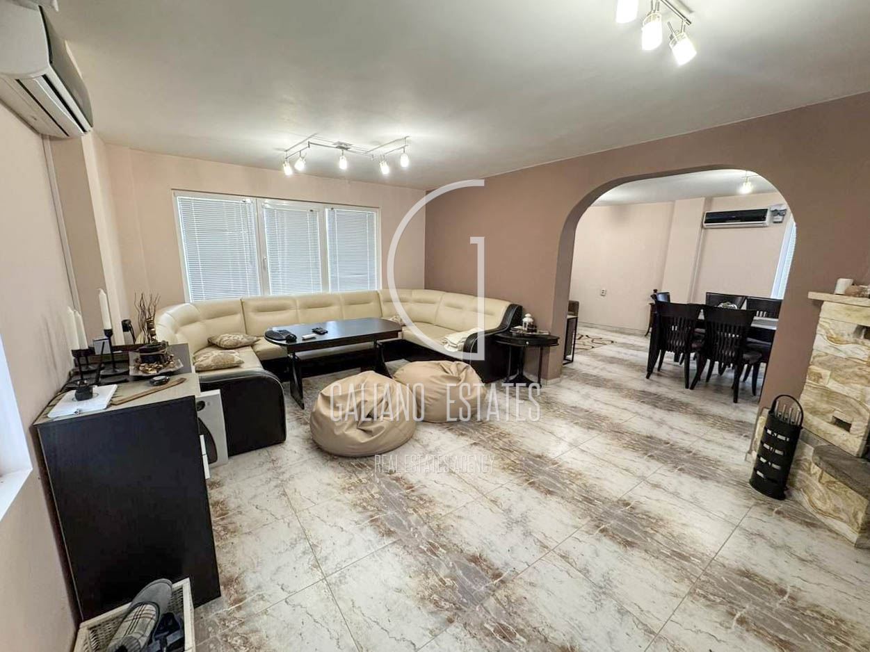 Къща в с. Драговищица - 0