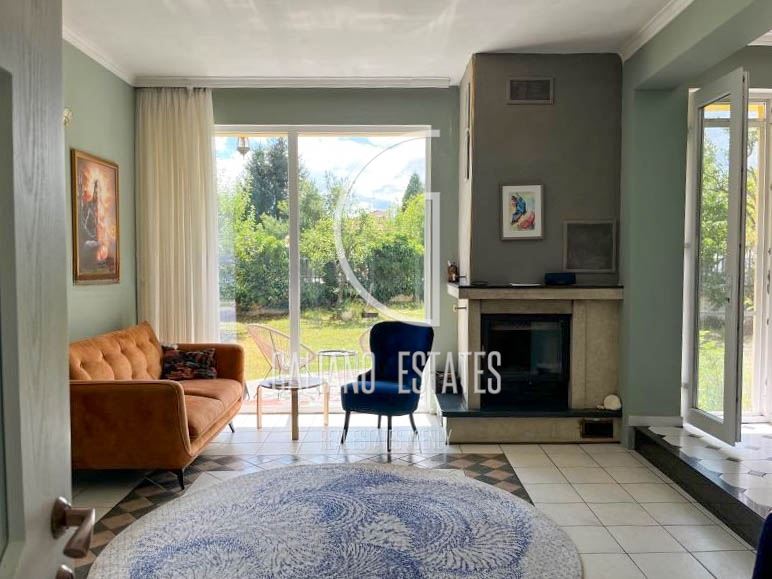 Уникална къща в гр. Банкя - 0