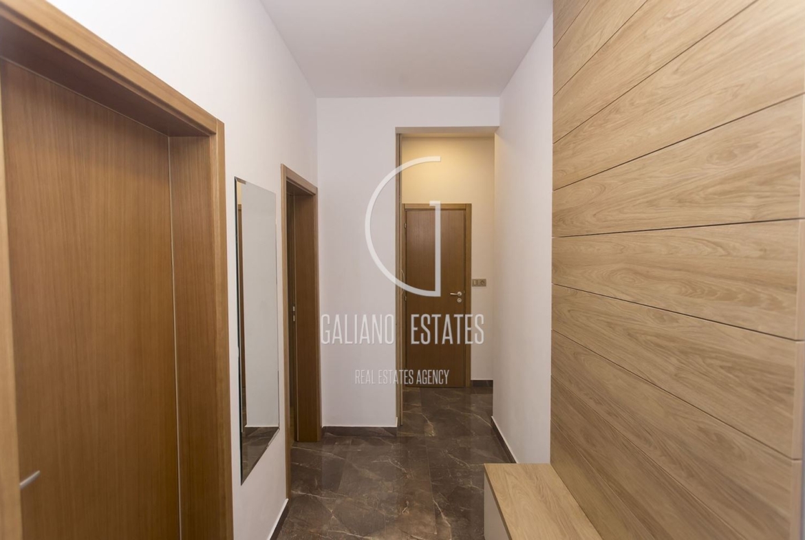 Чудесен тристаен апартамент в Докторски паметник - 0