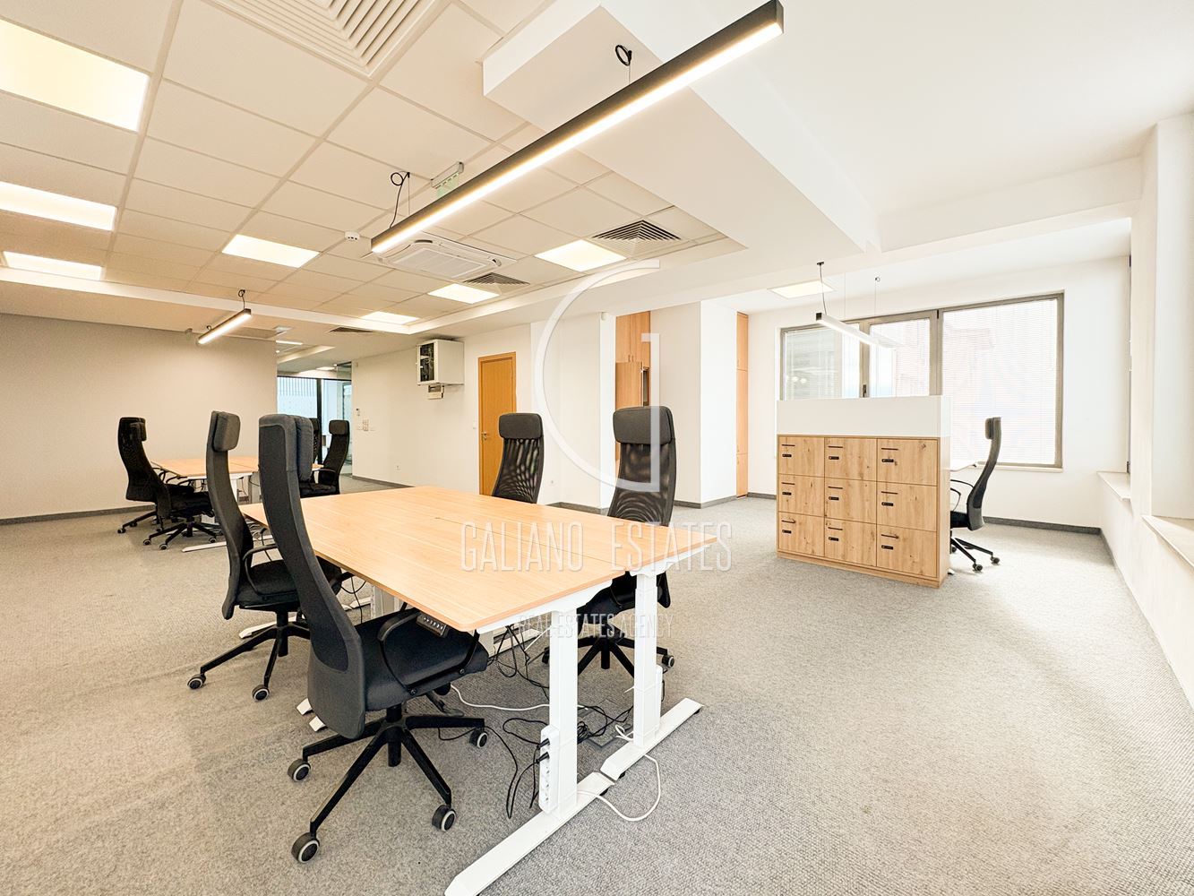 Обзаведен офис в бизнес сграда до Метростанция-0 Обзаведен офис в бизнес сграда до Метростанция - 0