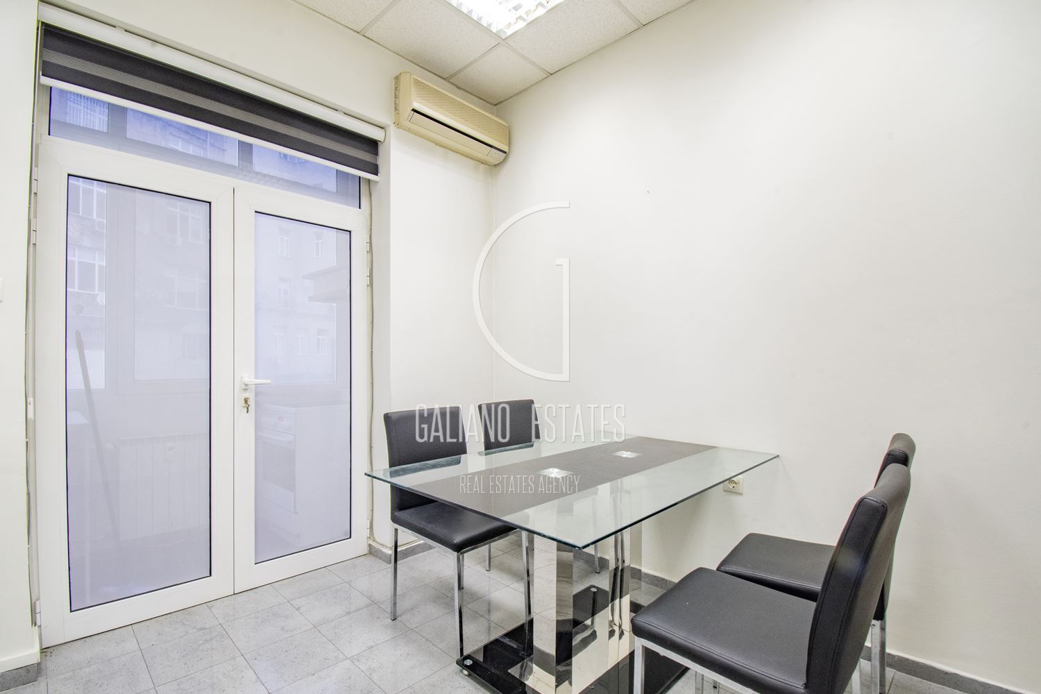 Property suitable for an office opposite Ivan Vazov National Theatre-0 Имот подходящ за офис срещу Народен театър Иван Вазов - 0