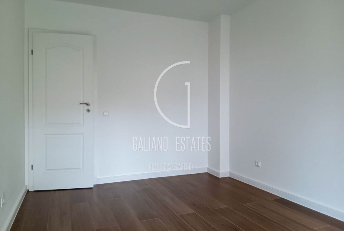 Тристаен апартамент в Манастирски ливади - 0