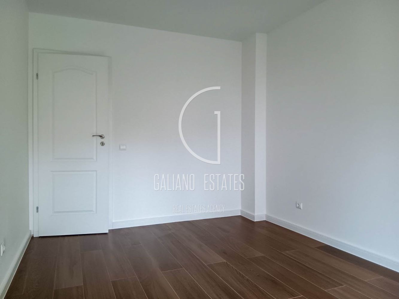 Тристаен апартамент в Манастирски ливади - 0