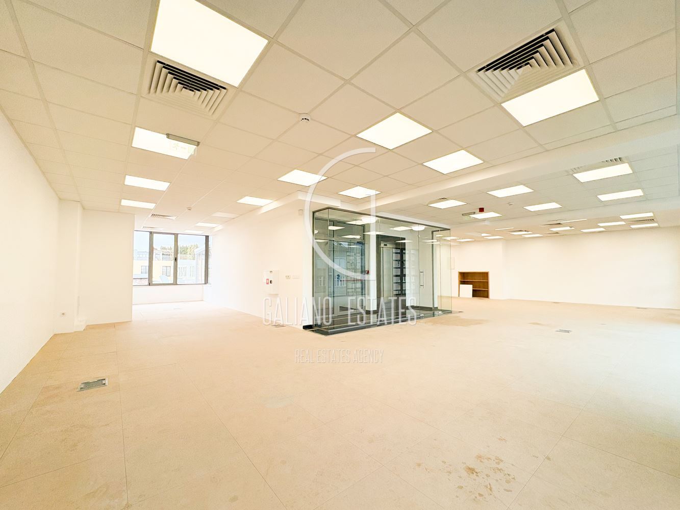 Офис площ в Бизнес сграда - 0