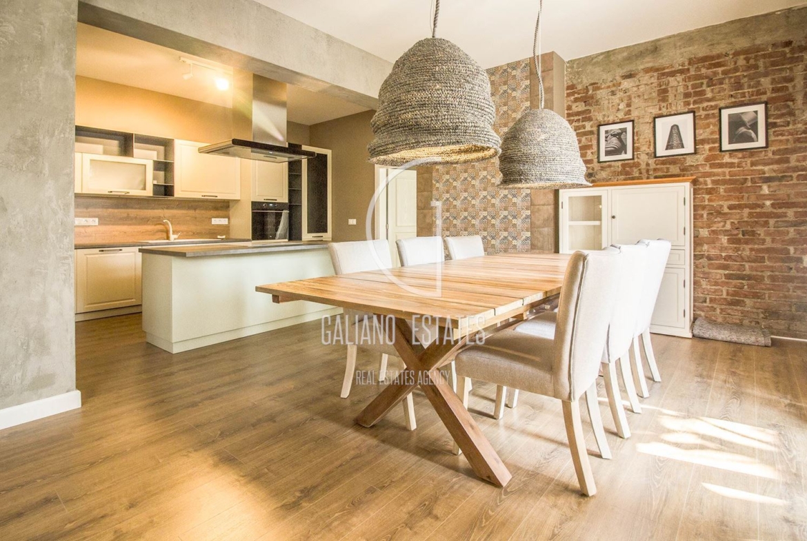 Просторен апартамент в Докторски паметник - 0