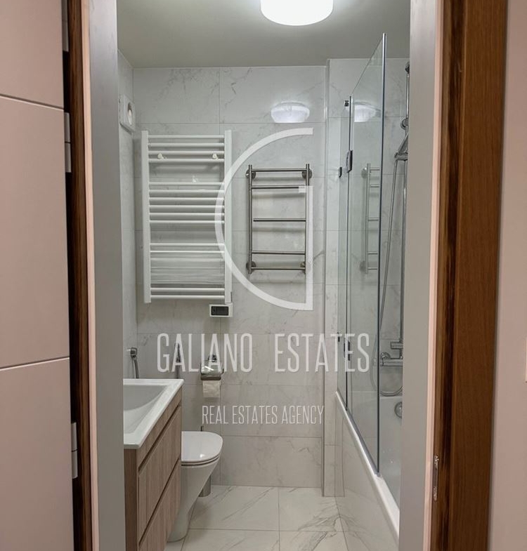 Прекрасен тристаен апартамент в кв. Лозенец - 0