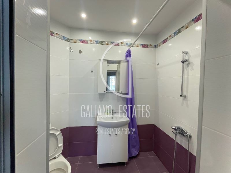 Тристаен апартамент в кв. Стрелбище - 0