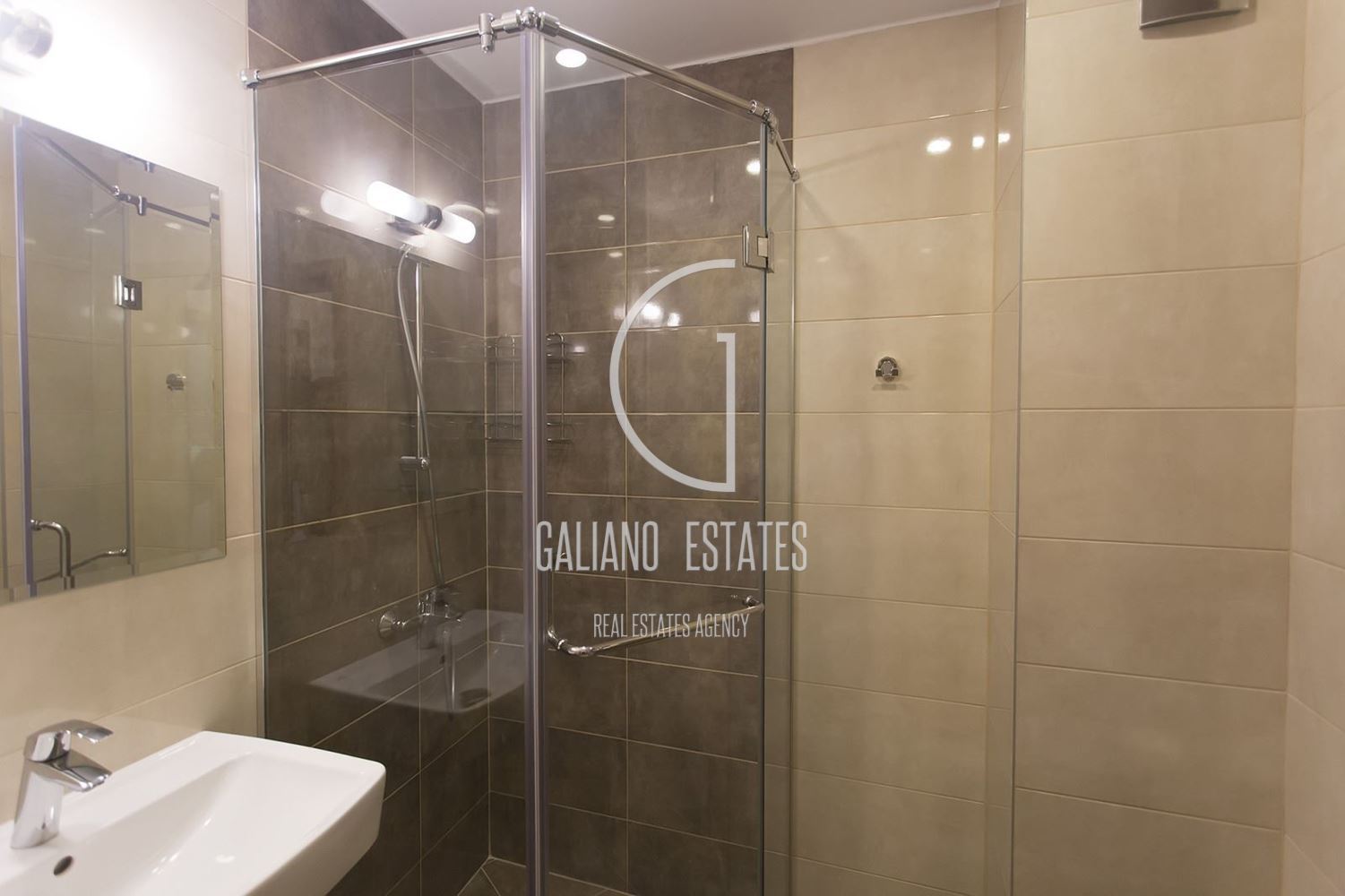 Чудесен тристаен апартамент в Докторски паметник-0 Чудесен тристаен апартамент в Докторски паметник - 0