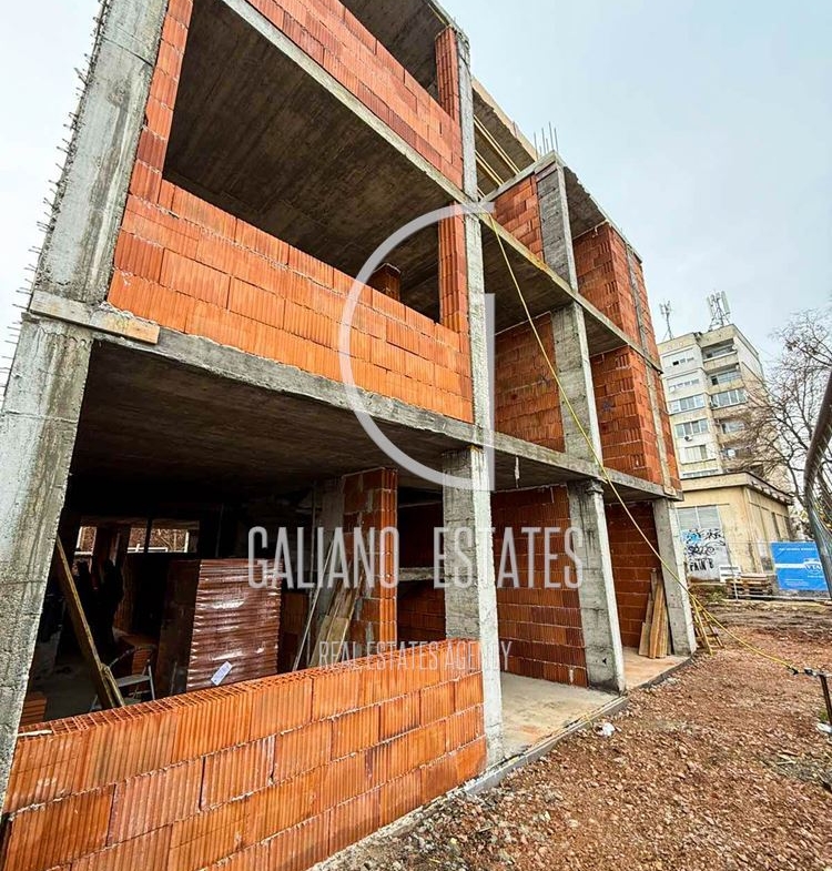 Чудесен тристаен апартамент в кв. Малашевци - 0