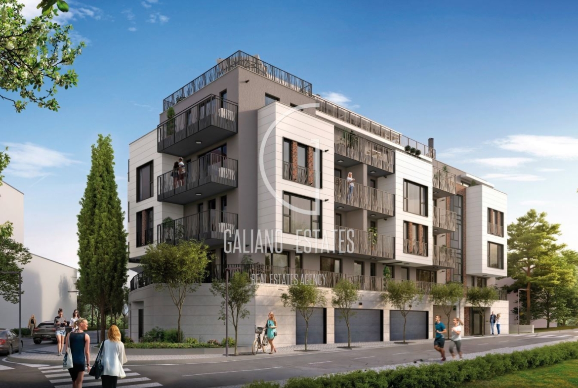 Просторен и светъл офис - 0