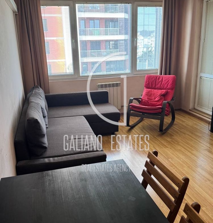 Двустаен апартамент на бул. България - 0