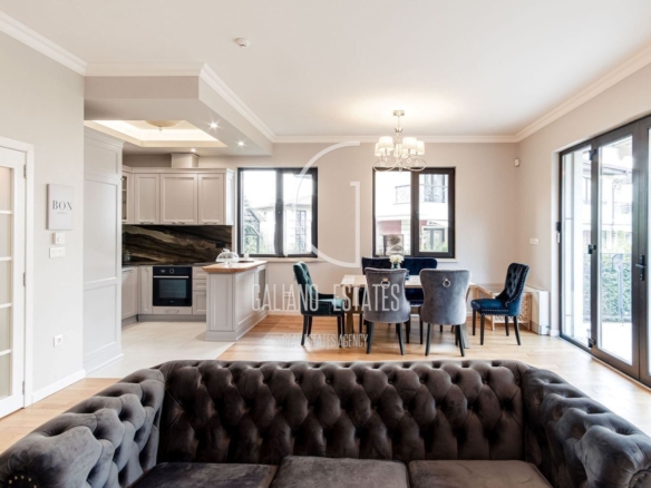 Стилна къща в затворен комплекс до Англо-Американското училище - 0