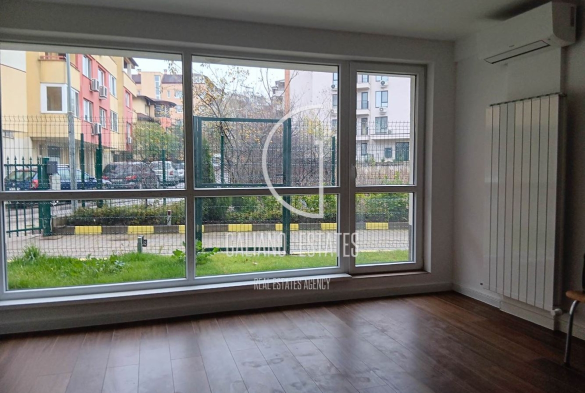 Тристаен апартамент в Манастирски ливади - 0