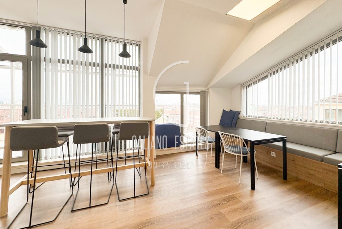 Панорамен офис в представителна сграда - 0