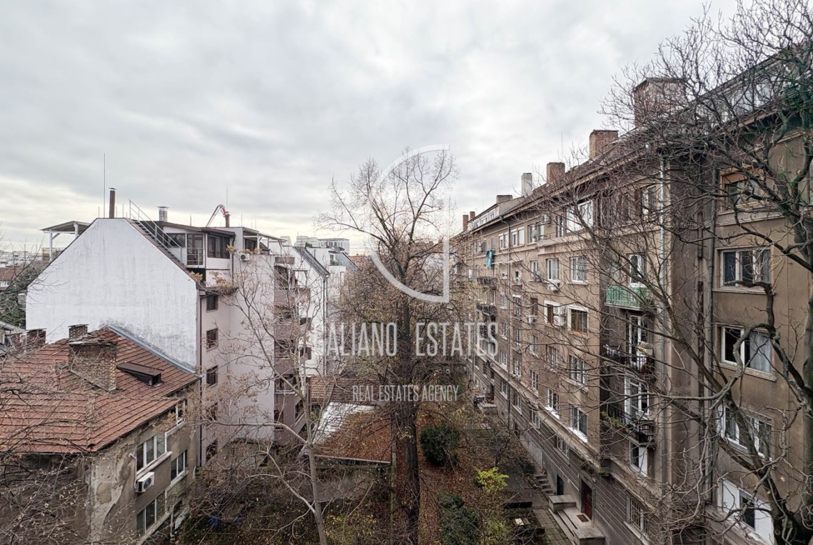 Двустаен апартамент на бул. В. Левски с паркомясто - 0