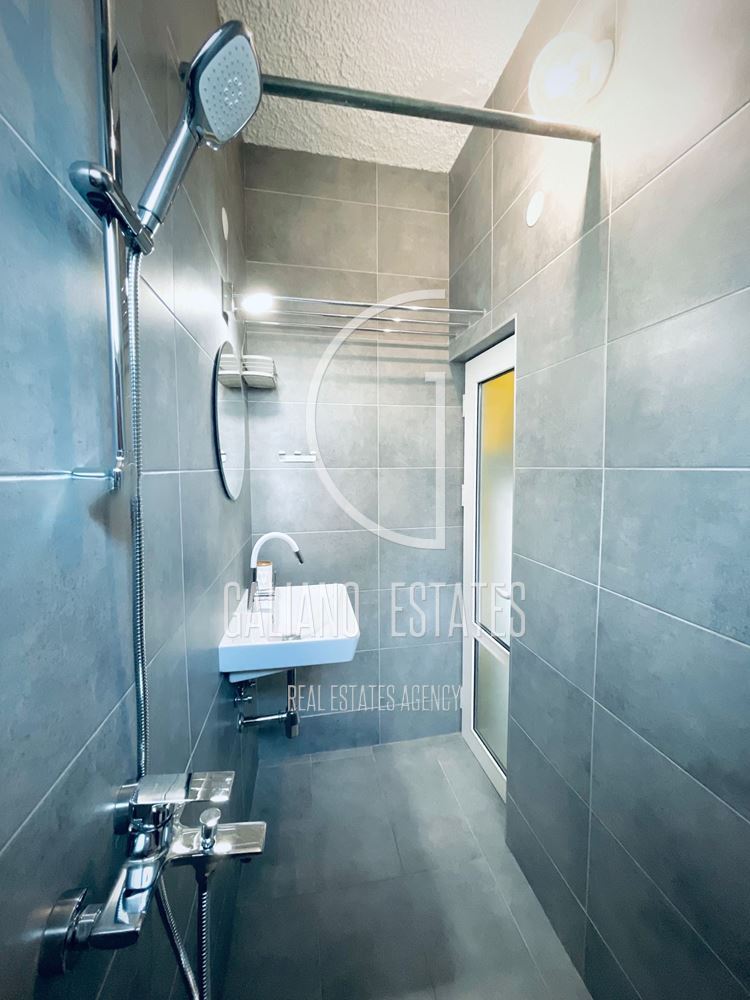 Двустаен апартамент в ТОП център - 0