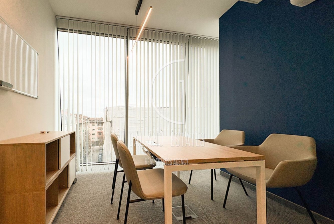 Обзаведен офис в бизнес сграда до Метростанция - 0