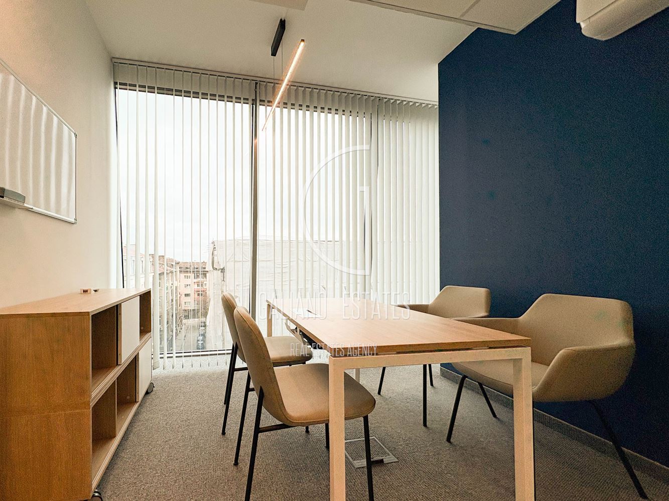 Обзаведен офис в бизнес сграда до Метростанция-0 Обзаведен офис в бизнес сграда до Метростанция - 0