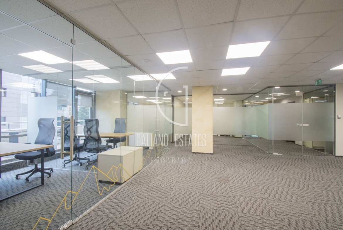 Просторен офис в бизнес сграда до Метростанция Жулио Кюри - 0