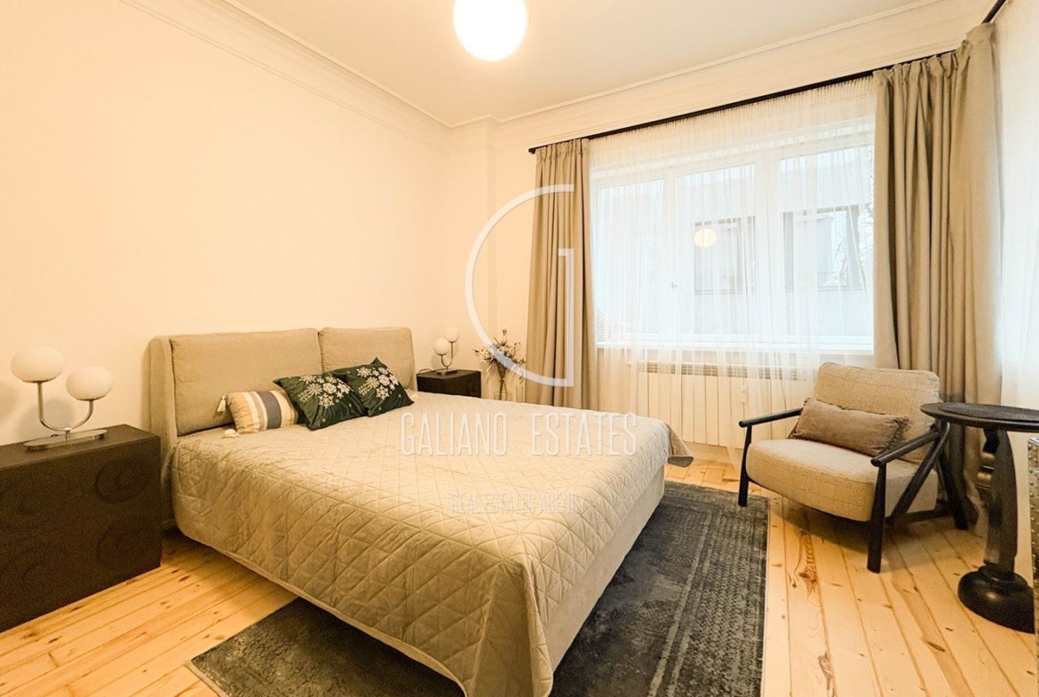 Стилен апартамент на ул. Оборище - 0