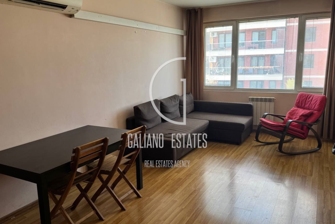 Двустаен апартамент на бул. България - 0