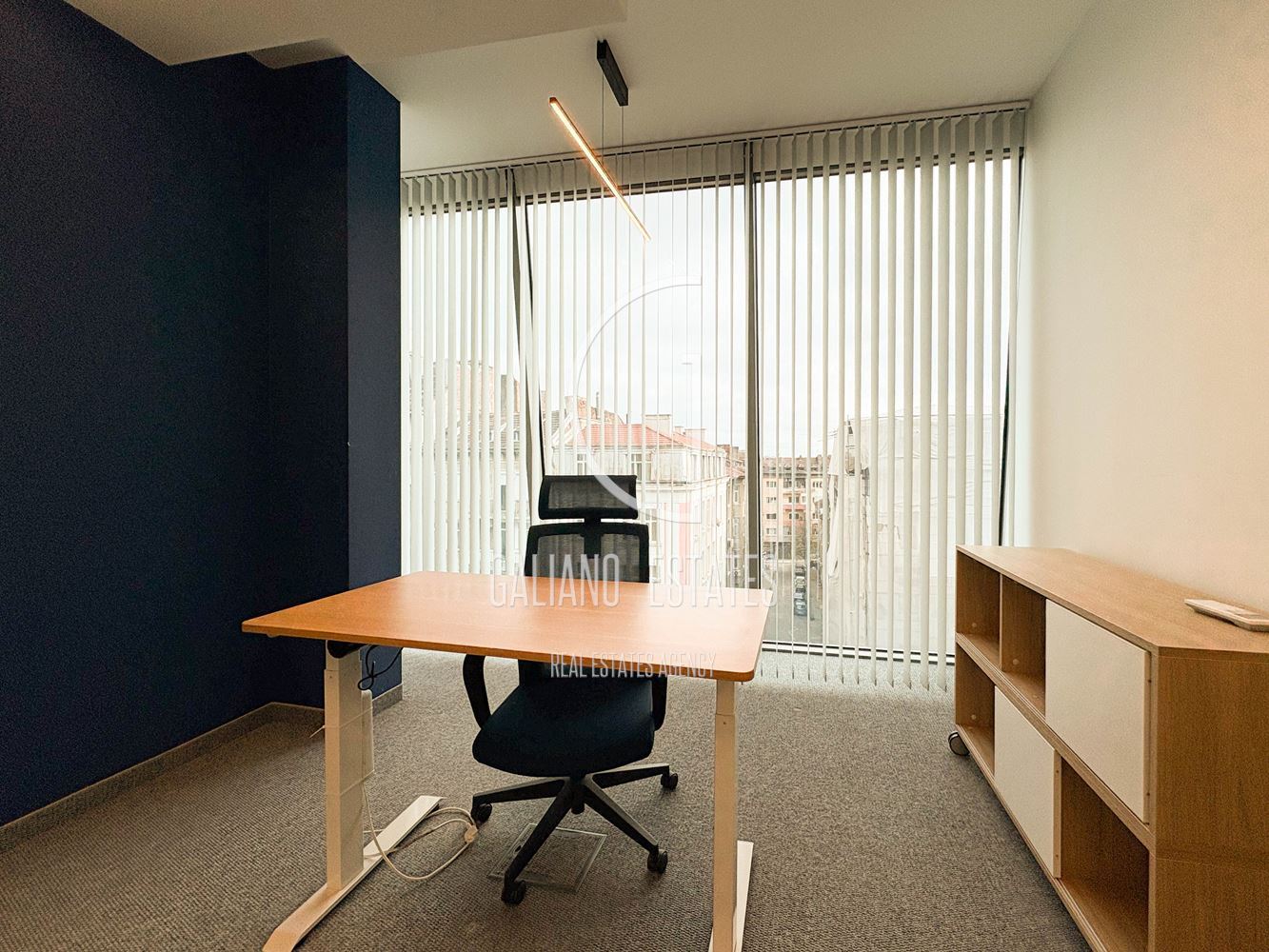 Обзаведен офис в бизнес сграда до Метростанция-0 Обзаведен офис в бизнес сграда до Метростанция - 0