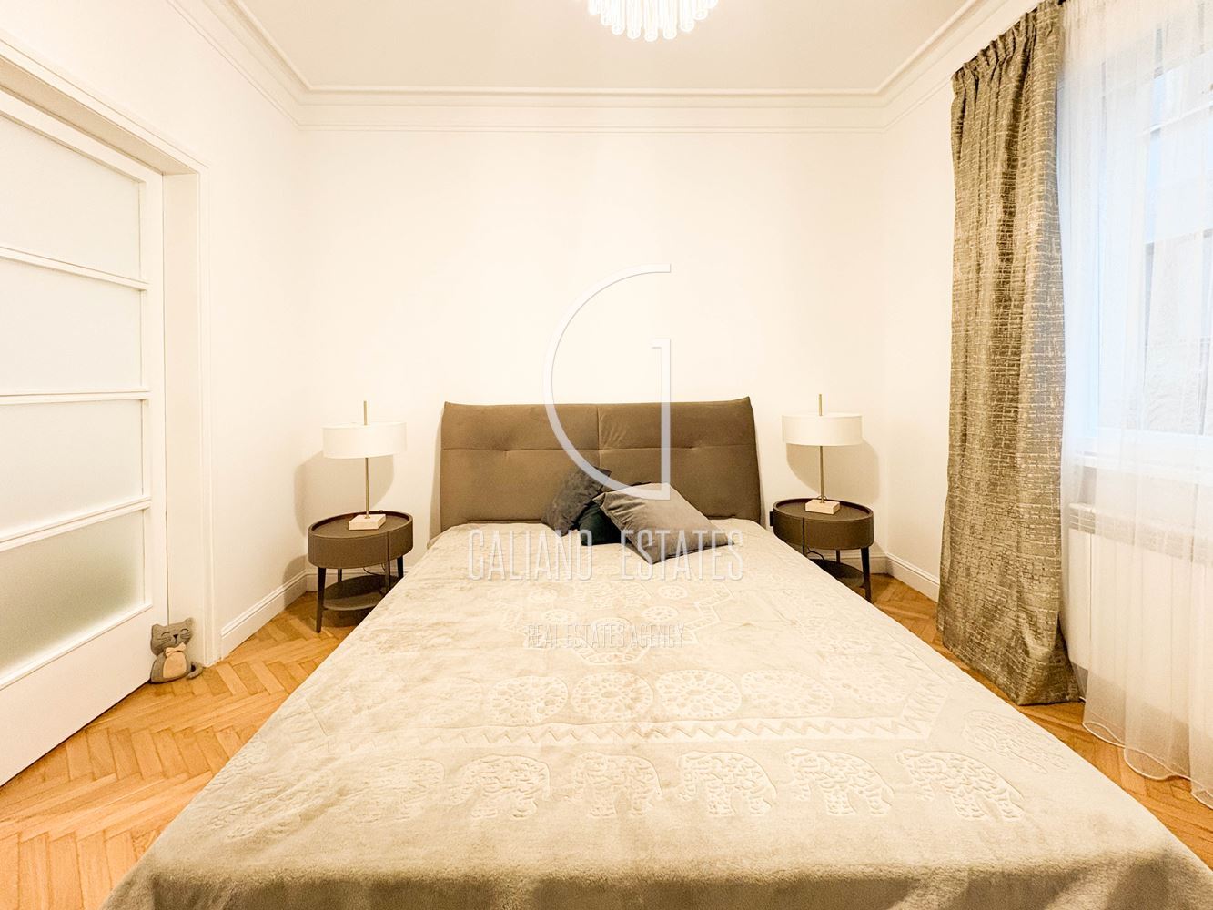 Стилен апартамент на ул. Оборище - 0