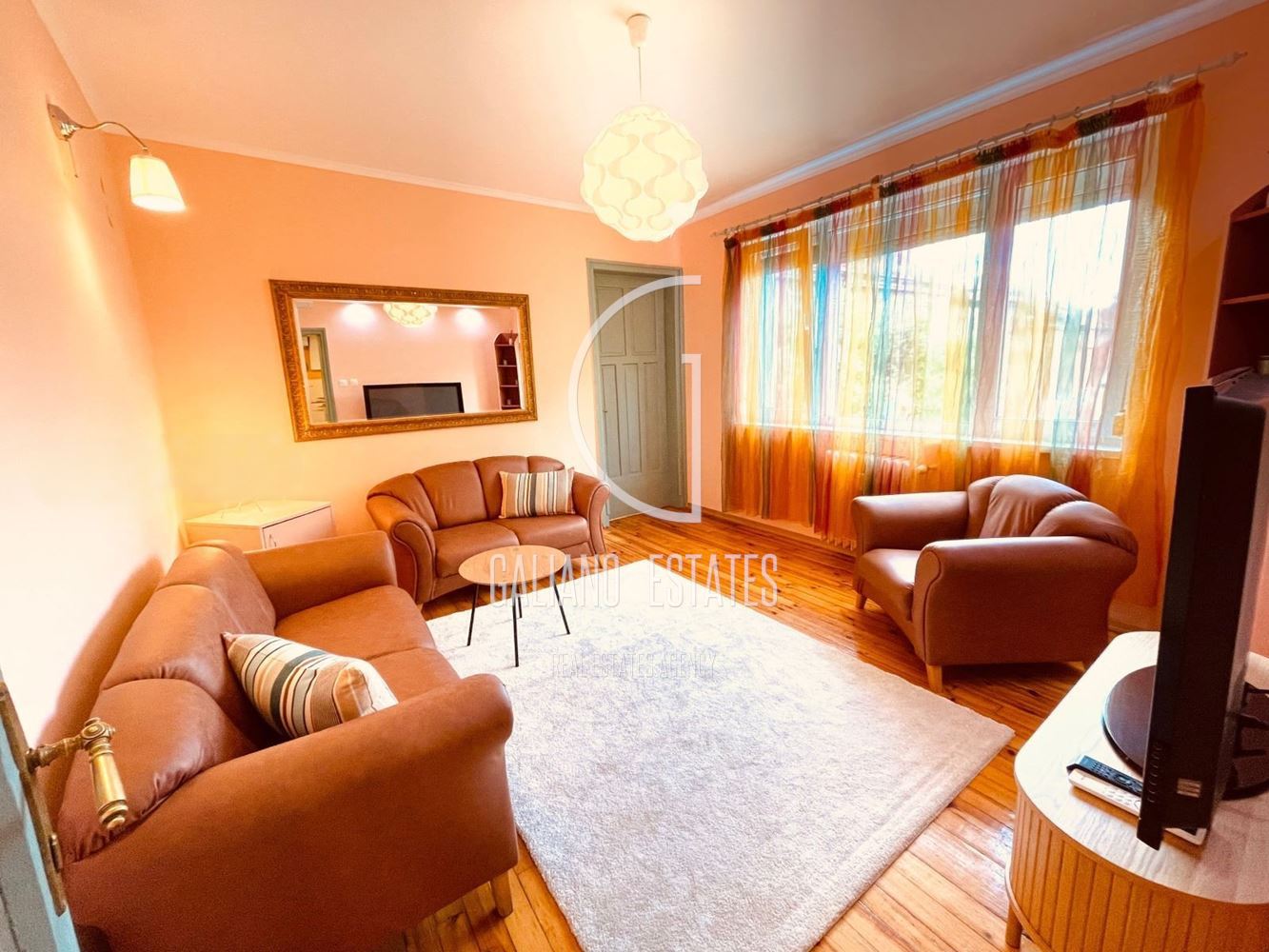 Двустаен апартамент в ТОП център - 0