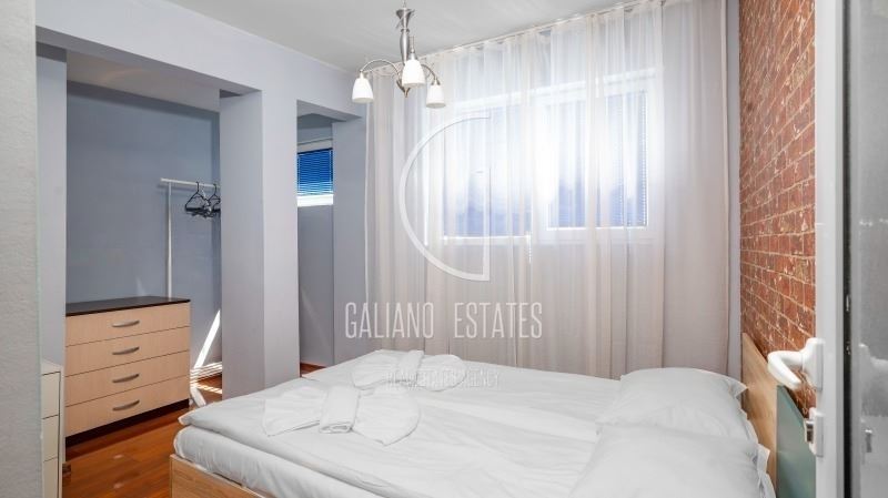 Продава 2-СТАЕН, гр. София, Център площад Гарибалди - 0