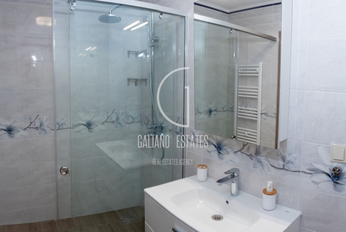 Луксозен двустаен апартамент в Кръстова вада - 0