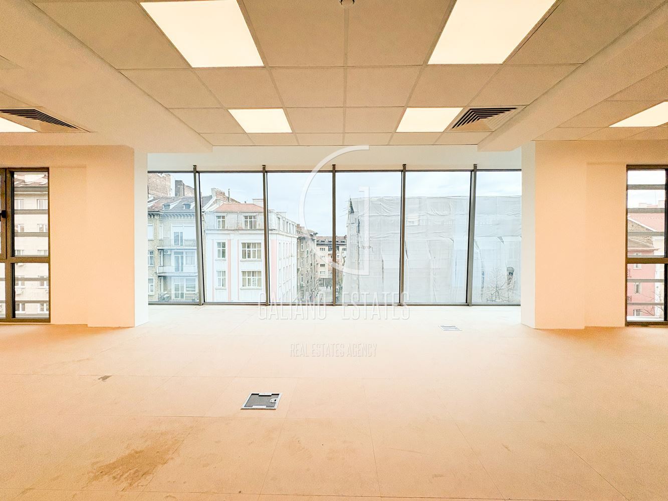 Офис площ в Бизнес сграда - 0