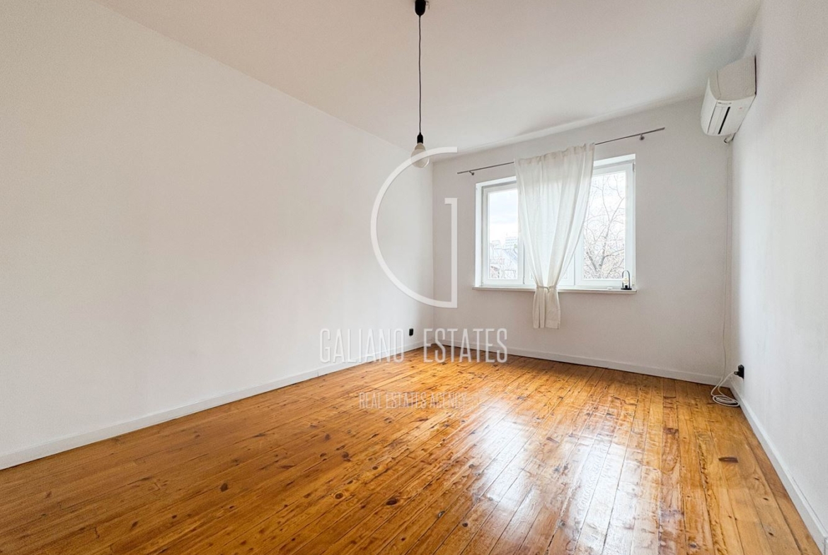 Двустаен апартамент на бул. В. Левски с паркомясто - 0