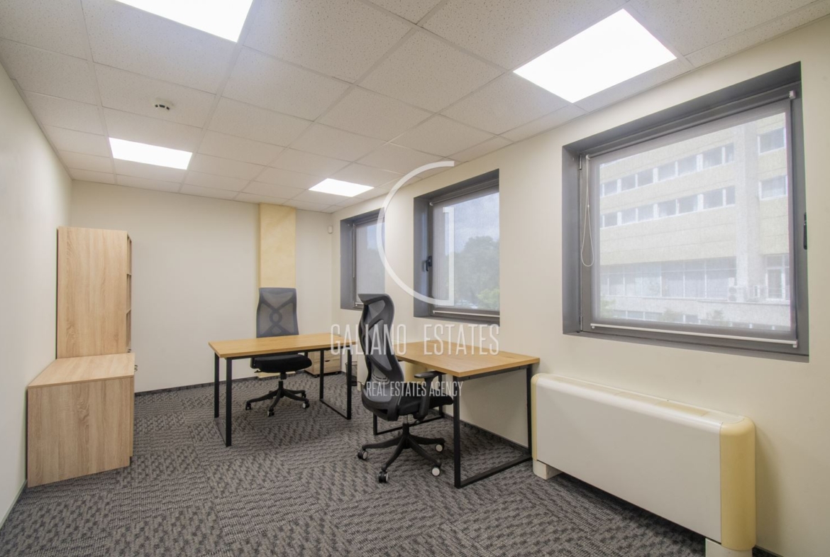 Просторен офис в бизнес сграда до Метростанция Жулио Кюри - 0