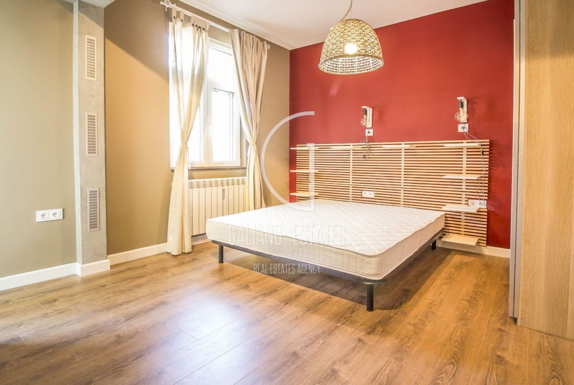 Просторен апартамент в Докторски паметник - 0